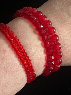 Stretch bracelet set red agate and faceted beads set of 4